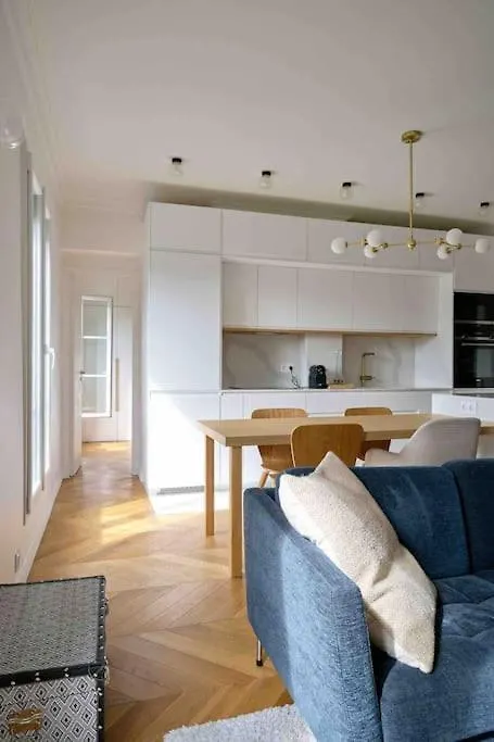 Apartment Marais - Parents Suite & Kids Room With Park View Paris